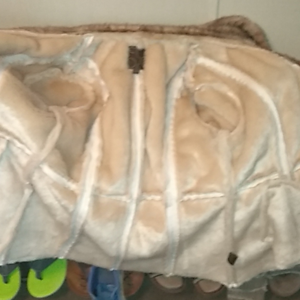 Tan Winter Jacket - Picture 6 of 8